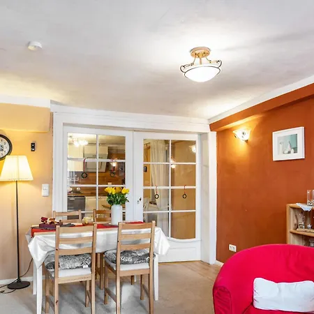 Lucas Apartmán